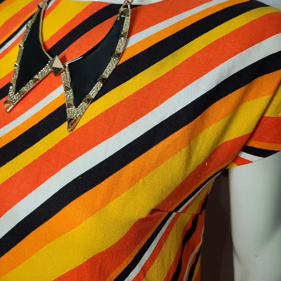 1960s Halloween Dress - Picture 2 of 8